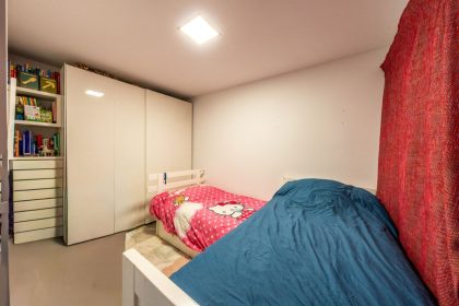 d638808a5b8334659e40f9dbfa64079c - 15