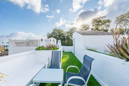 d638808a5b8334659e40f9dbfa64079c - 18