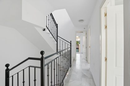 d67041998f0f5d9e5194c92a8d3d48ad - 12