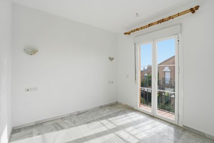 d67041998f0f5d9e5194c92a8d3d48ad - 13