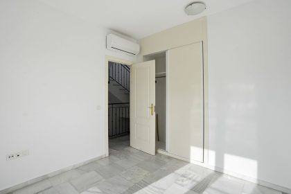 d67041998f0f5d9e5194c92a8d3d48ad - 14