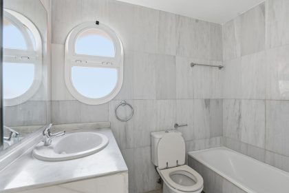 d67041998f0f5d9e5194c92a8d3d48ad - 16