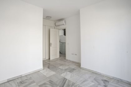 d67041998f0f5d9e5194c92a8d3d48ad - 17