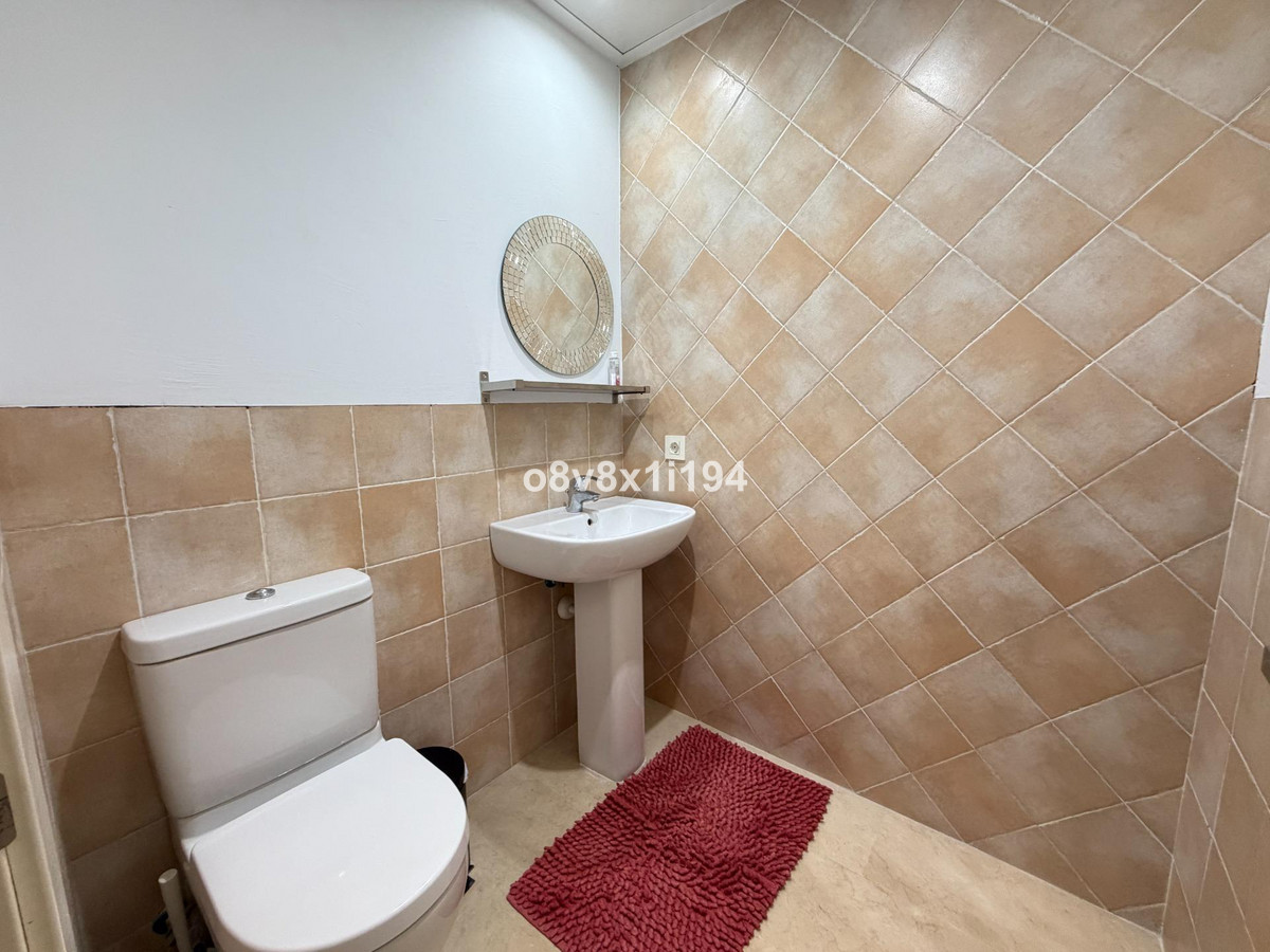 d687e363e8935236b867a30ca4055f56 - 8