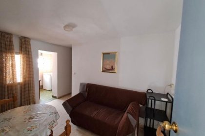 d70b053484b2f22480d0e8ff73eb1ede - 16