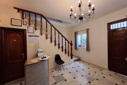 d70b053484b2f22480d0e8ff73eb1ede - 23