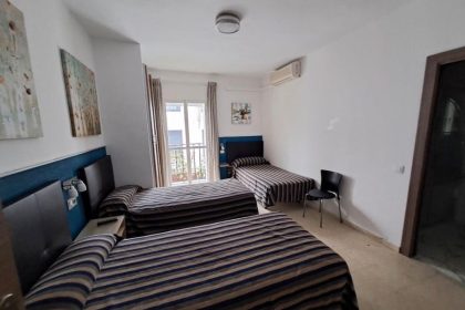 d70b053484b2f22480d0e8ff73eb1ede - 33