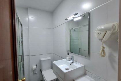 d70b053484b2f22480d0e8ff73eb1ede - 5