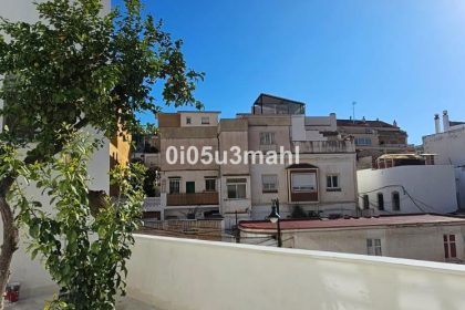 d70dcbde8c097ea5e4e663f37a1a6150 - 6