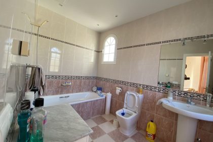 d710ac66866c0aa18153f040c8149cd3 - 41