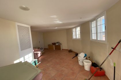 d710ac66866c0aa18153f040c8149cd3 - 52