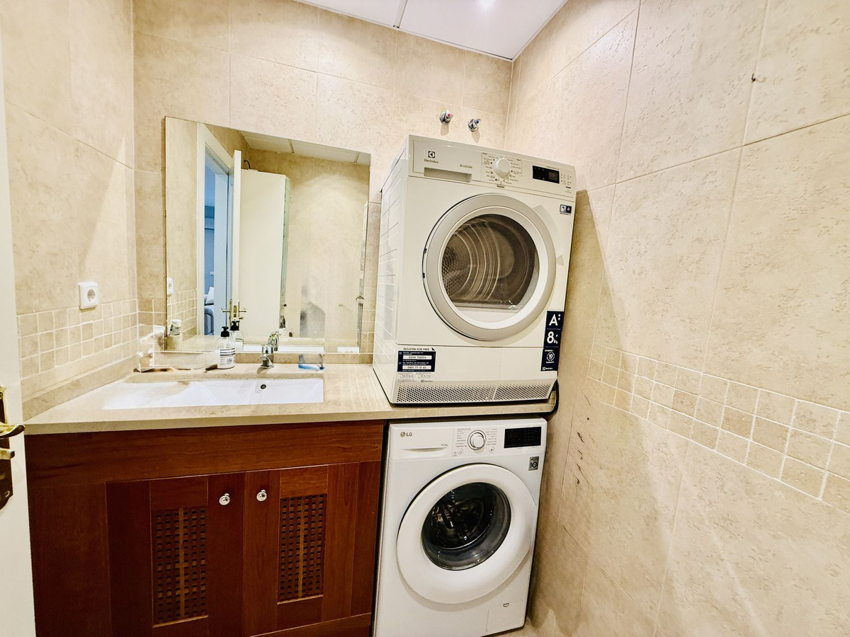 d7327d9c1fc9890412497378990297ee - 10