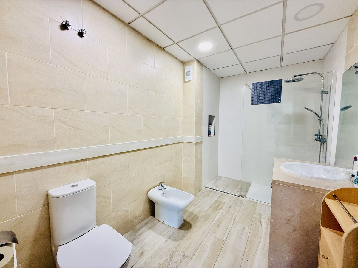 d7327d9c1fc9890412497378990297ee - 18