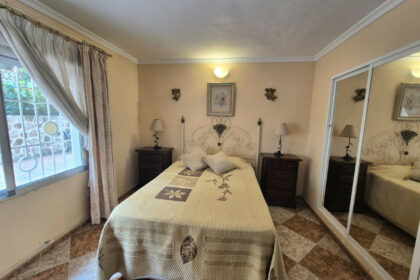 d744dcbf8deb2a6ab03c6c6fc7427e01 - 13