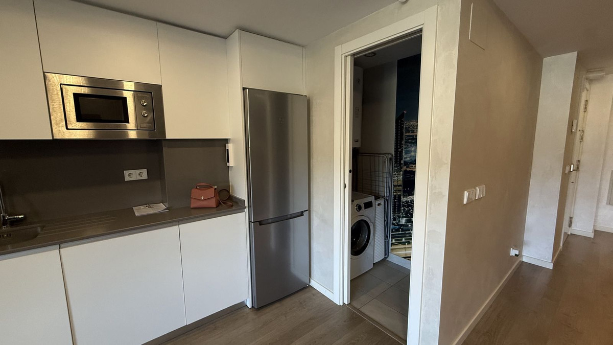 d75e1cb359461c8e17cac2819894bb0a - 19