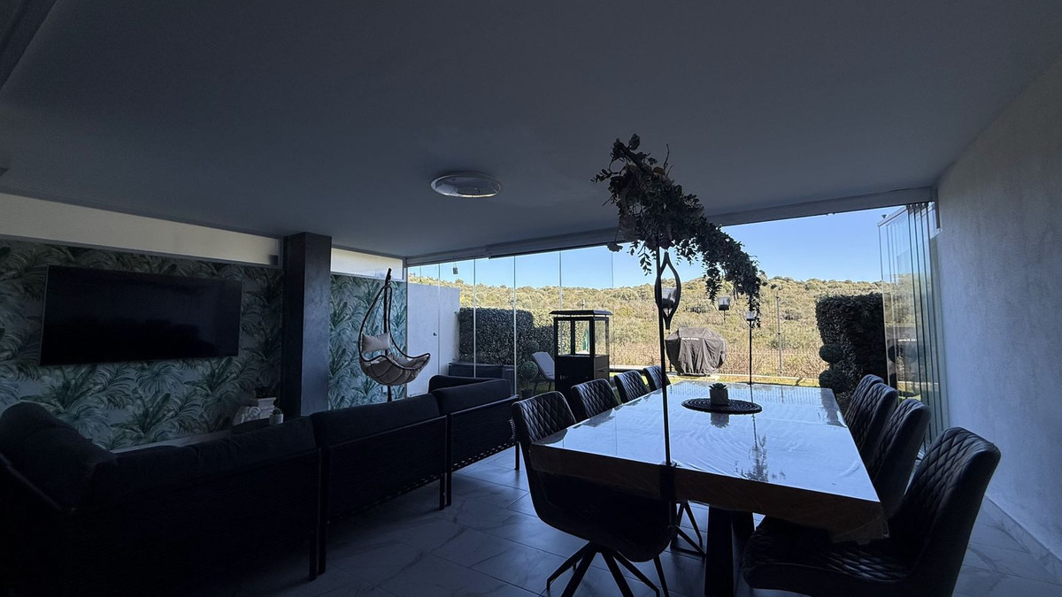 d75e1cb359461c8e17cac2819894bb0a - 2