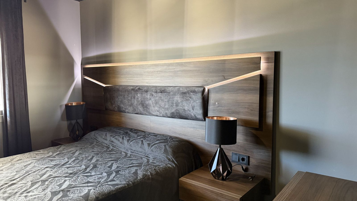 d75e1cb359461c8e17cac2819894bb0a - 20