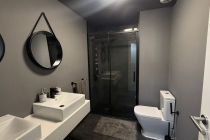 d75e1cb359461c8e17cac2819894bb0a - 28