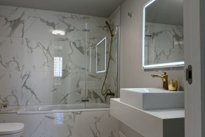 d75e1cb359461c8e17cac2819894bb0a - 32