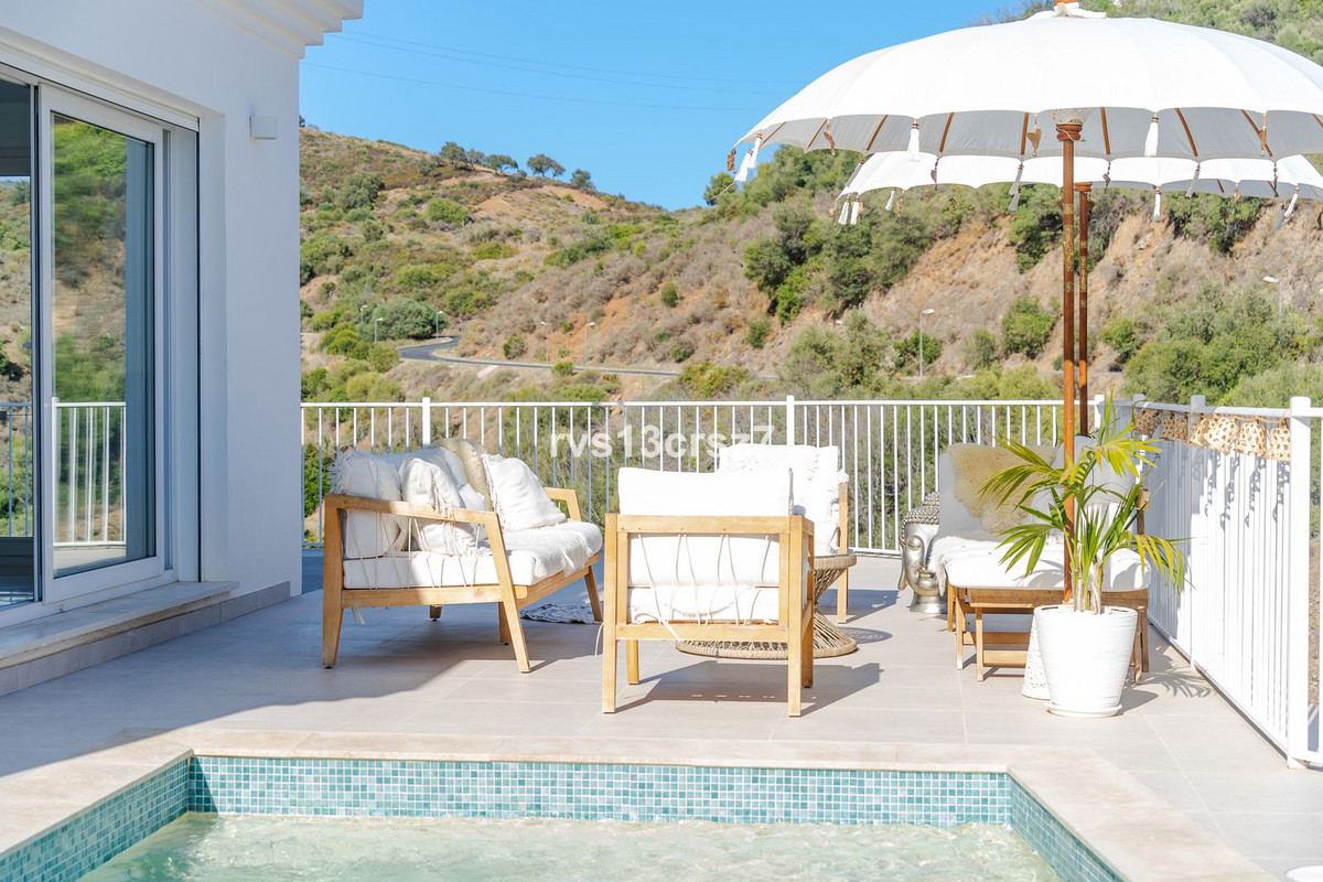 d85c5a116c7313f62edf8815ebccd85f - 11