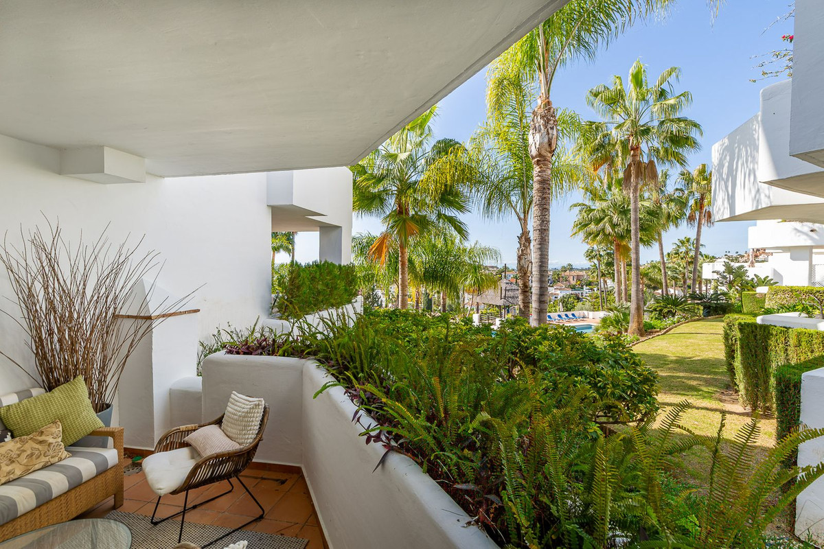 d91cf8f5f13b6eed18b2726f7074c447 - 15