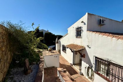 d925c168fbbbf9ebf70c20ceb8c44155 - 4