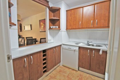 d93c644e7c2b5dfa2e28e9374f0dba5b - 21