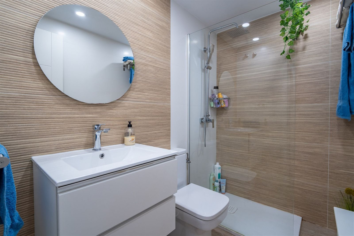 d97f97bd12ff1890c72fc1f012e371b7 - 8