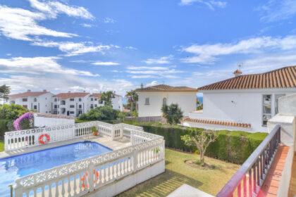 d9a7f5688540dfb91df9b6ef3629c104 - 18