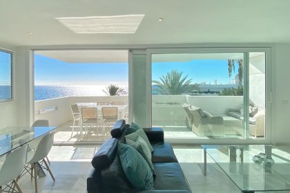 d9ff7a33278a589008a1ea6d27e85f73 - 9