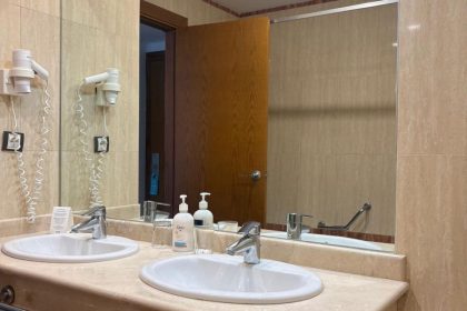 da0f0c1cb5a64afd6824e9c85aefaf64 - 22