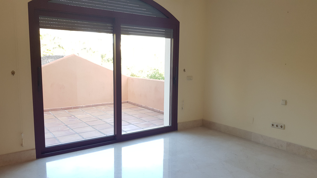 da2b513014c8b0211dbc11a692646811 - 22