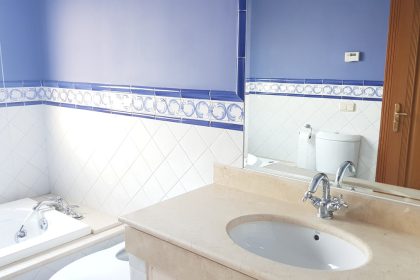 da2b513014c8b0211dbc11a692646811 - 30