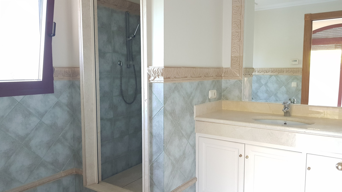 da2b513014c8b0211dbc11a692646811 - 31