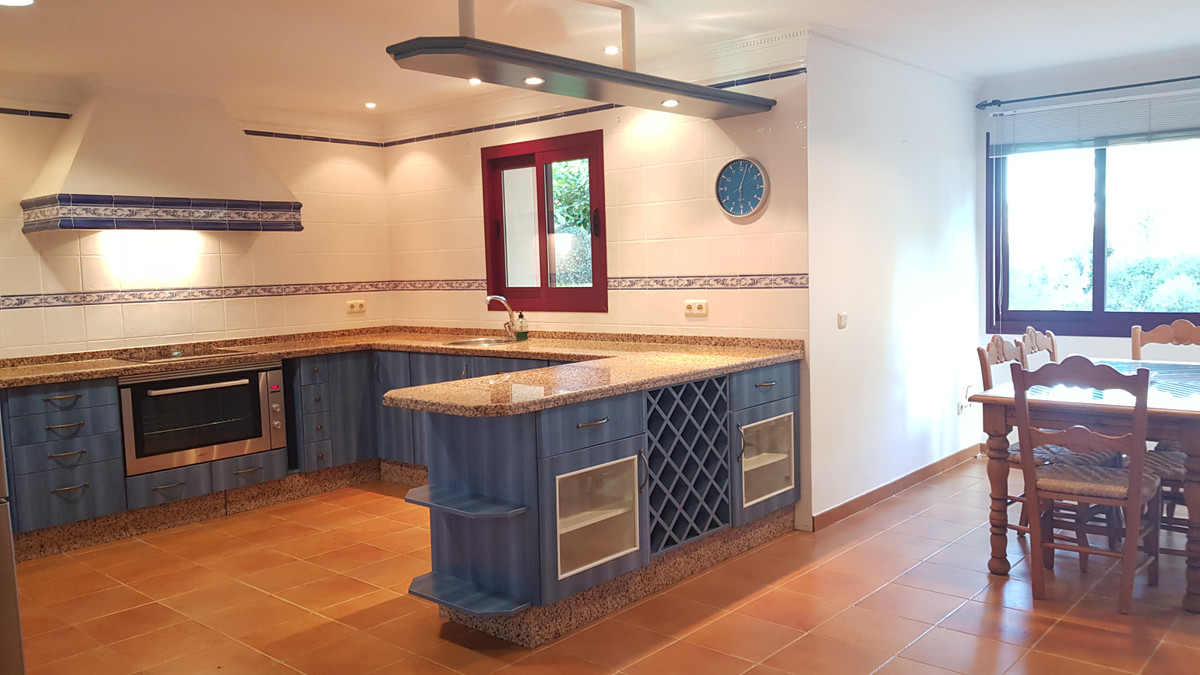 da2b513014c8b0211dbc11a692646811 - 37