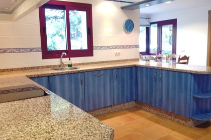 da2b513014c8b0211dbc11a692646811 - 40