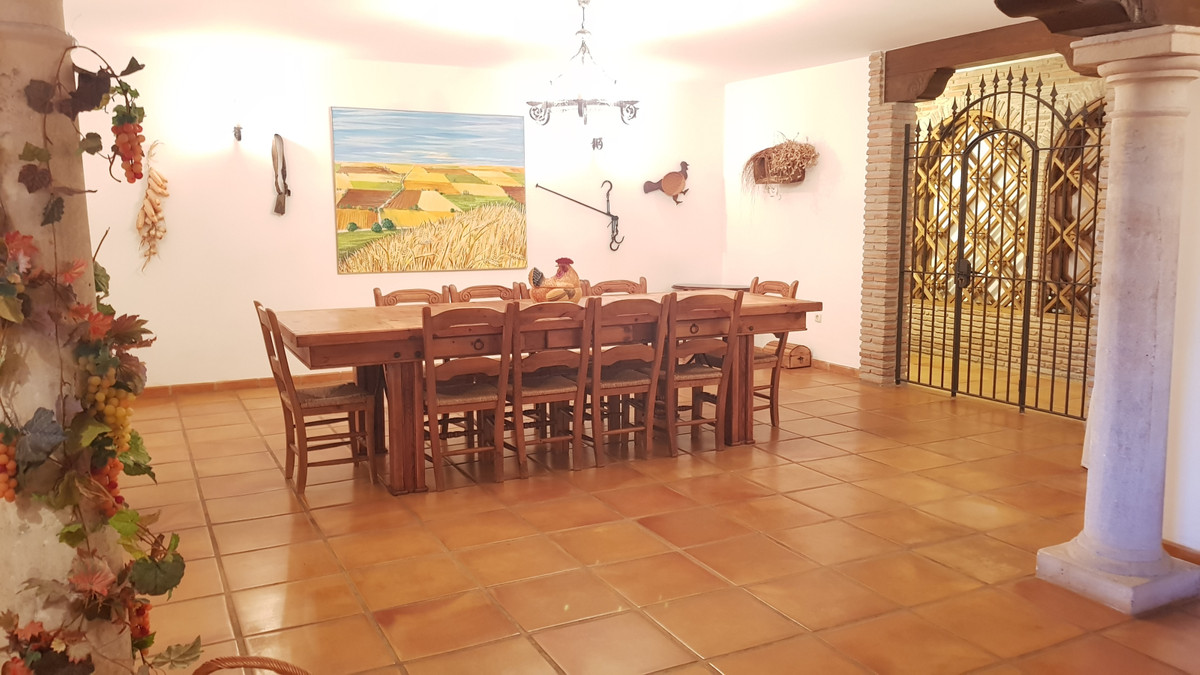 da2b513014c8b0211dbc11a692646811 - 41