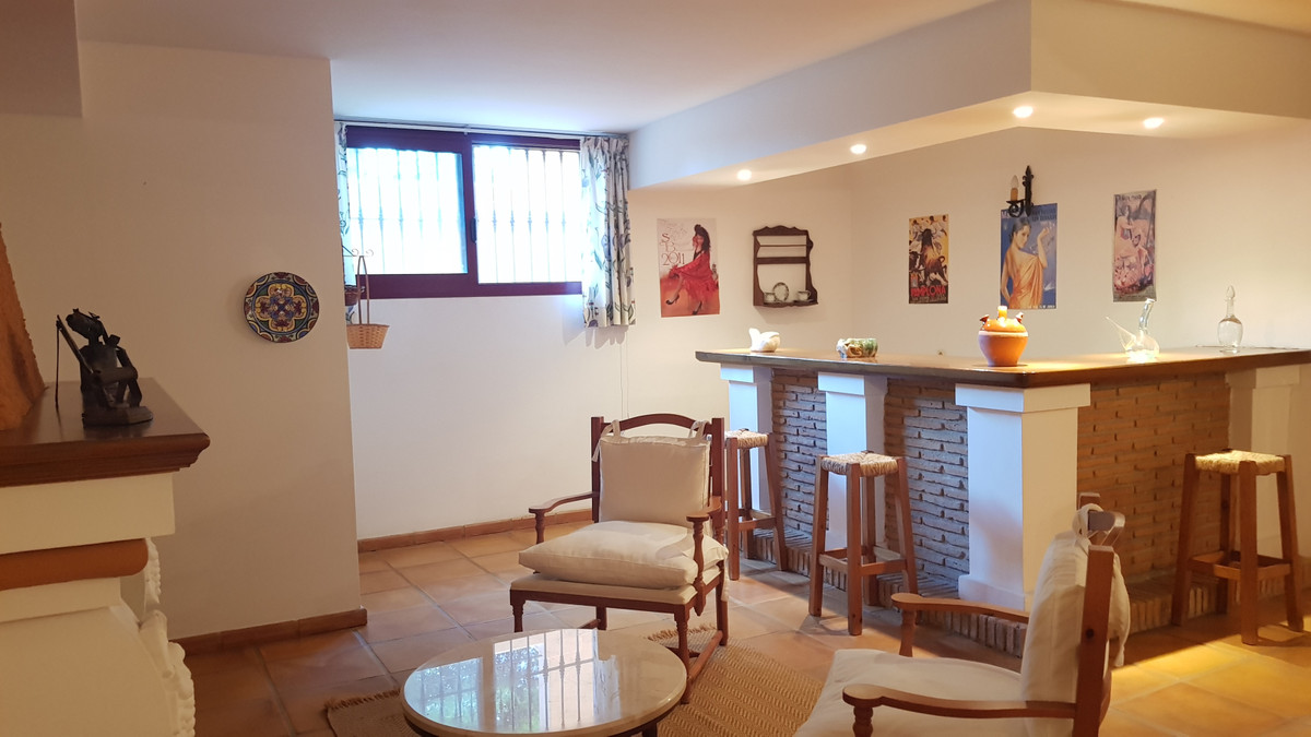 da2b513014c8b0211dbc11a692646811 - 44