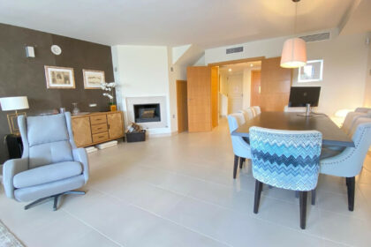 daa5890b2405517c61d783b36d220fc7 - 4