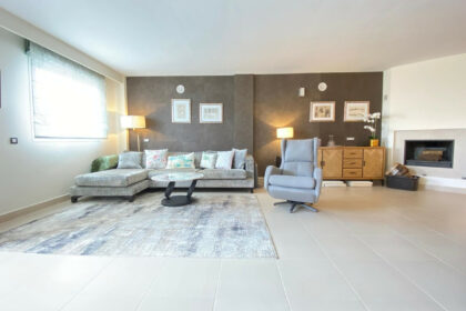 daa5890b2405517c61d783b36d220fc7 - 7