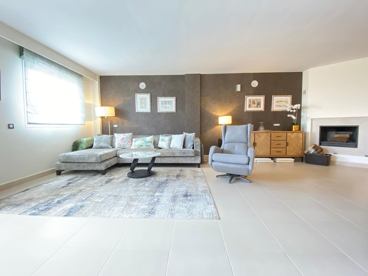 daa5890b2405517c61d783b36d220fc7 - 7