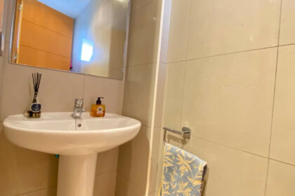 daa5890b2405517c61d783b36d220fc7 - 8