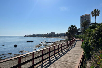 daded04b507a3f5ce268dd48afcbc580 - 15