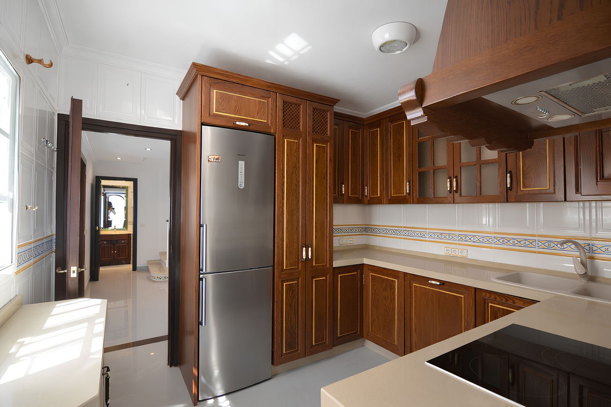 dafc73cacb055d88eaa96febe1490e68 - 14