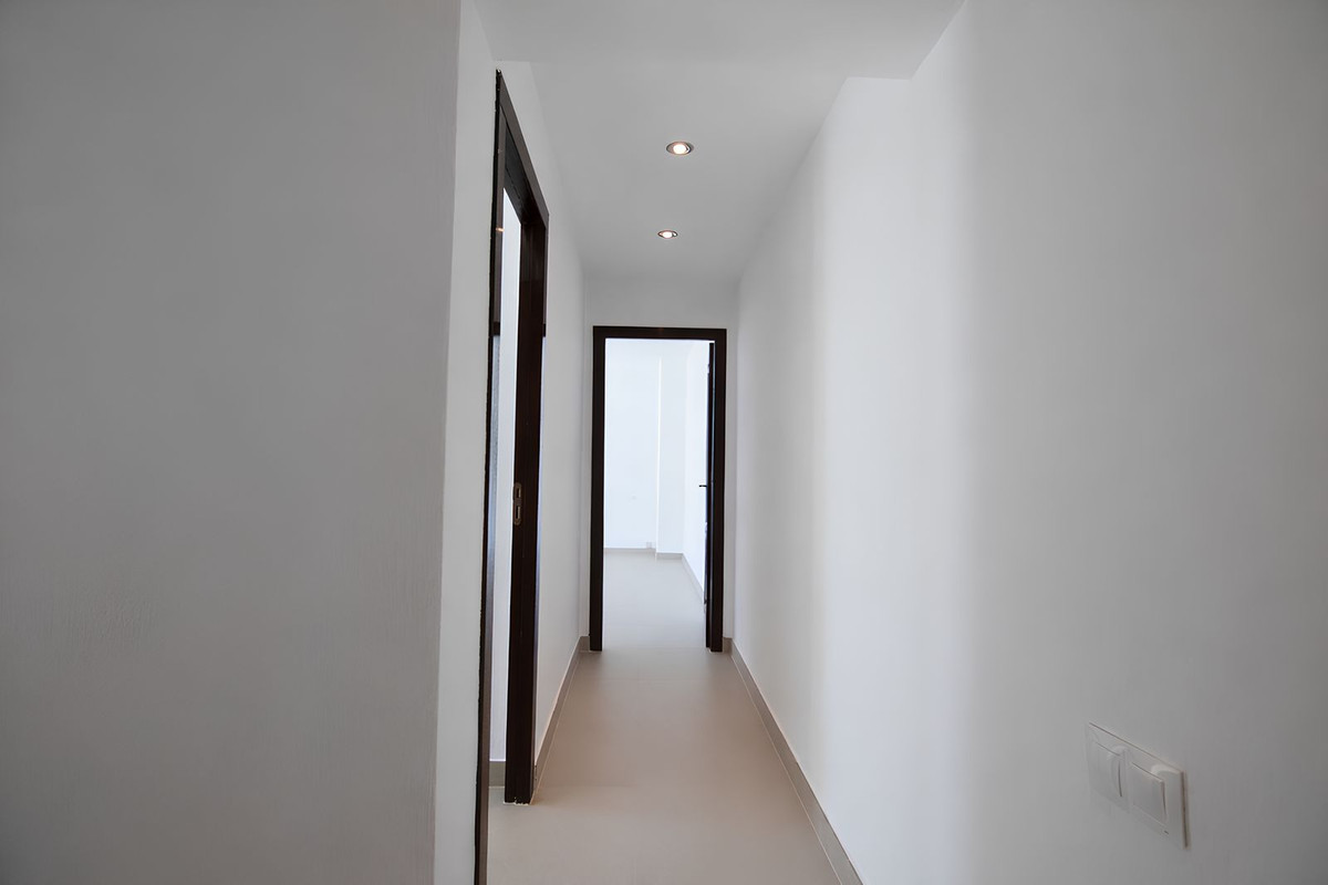 dafc73cacb055d88eaa96febe1490e68 - 18