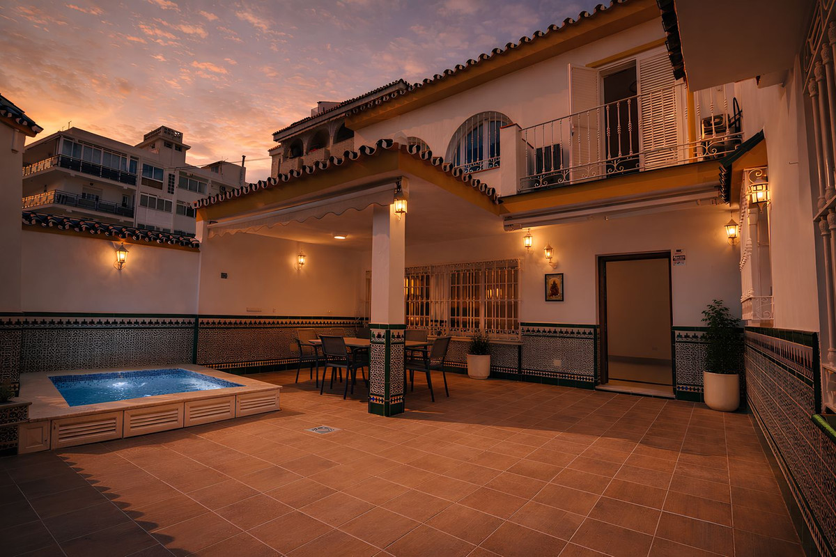 dafc73cacb055d88eaa96febe1490e68 - 30