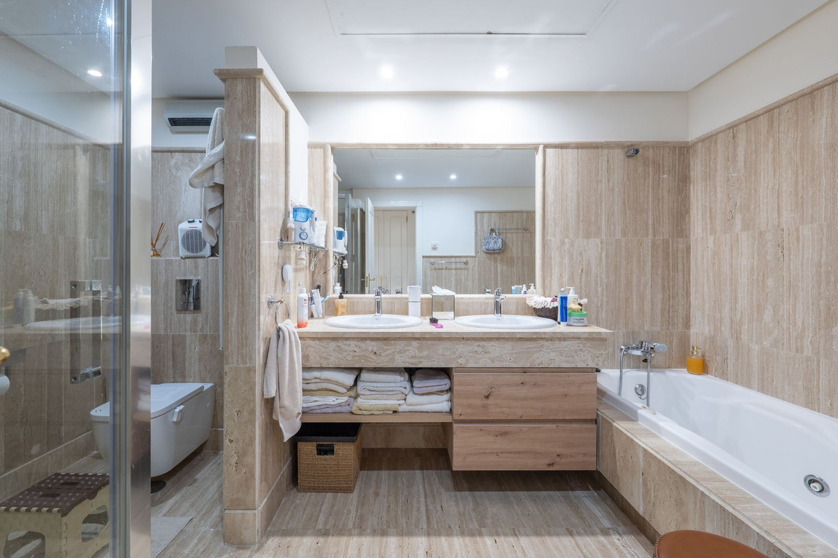 dafcafaabf9cdc1613ece2cee09855b6 - 20