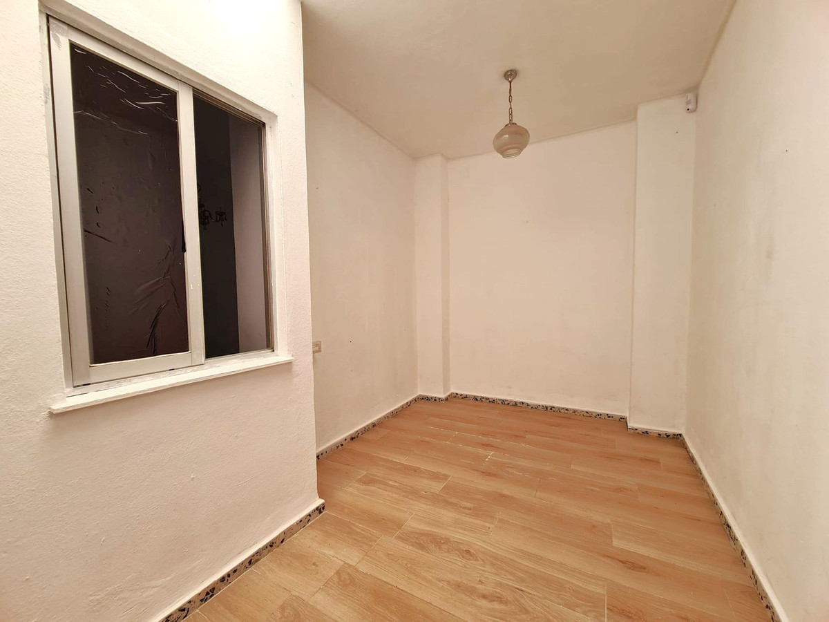 db0792e701935d5b38563d9cdac8356f - 21