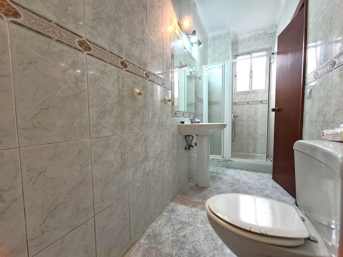 db0792e701935d5b38563d9cdac8356f - 22