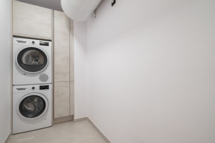 dbe81719f38c7fc793135b22cee8cd67 - 25